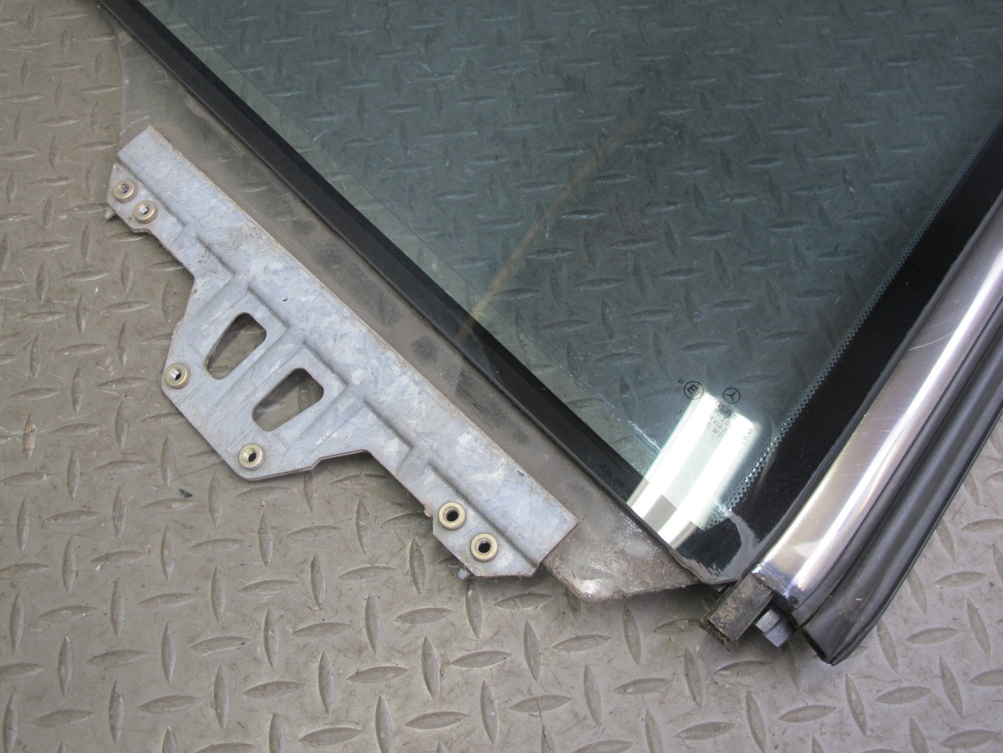 96-99 Mercedes W140 C140 Cl-class Coupe Rear Right Quarter Glass Window OEM