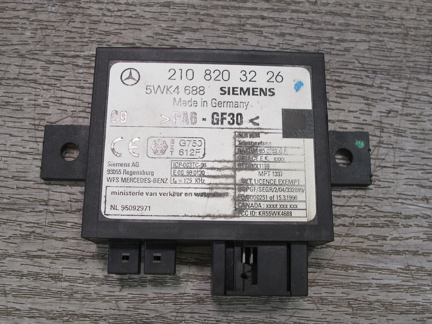 96-99 Mercedes W140 C140 Cl-class Anti Theft Locking Control Module OEM