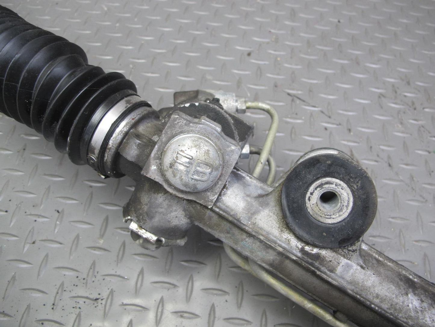 89-96 Chevrolet Corvette C4 Power Steering Gear Rack & Pinion OEM