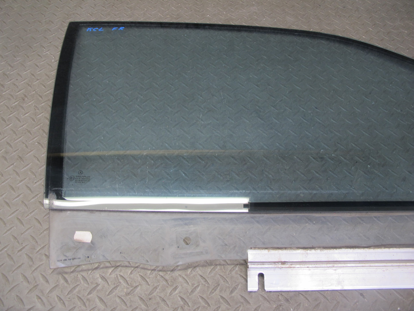 96-99 Mercedes W140 C140 Cl-class Coupe Right Door Glass Window OEM