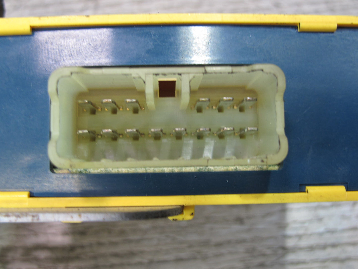 96-00 Lexus JZZ31L SC400 SC300 Radio Antenna Relay Module 85914-24030 OEM