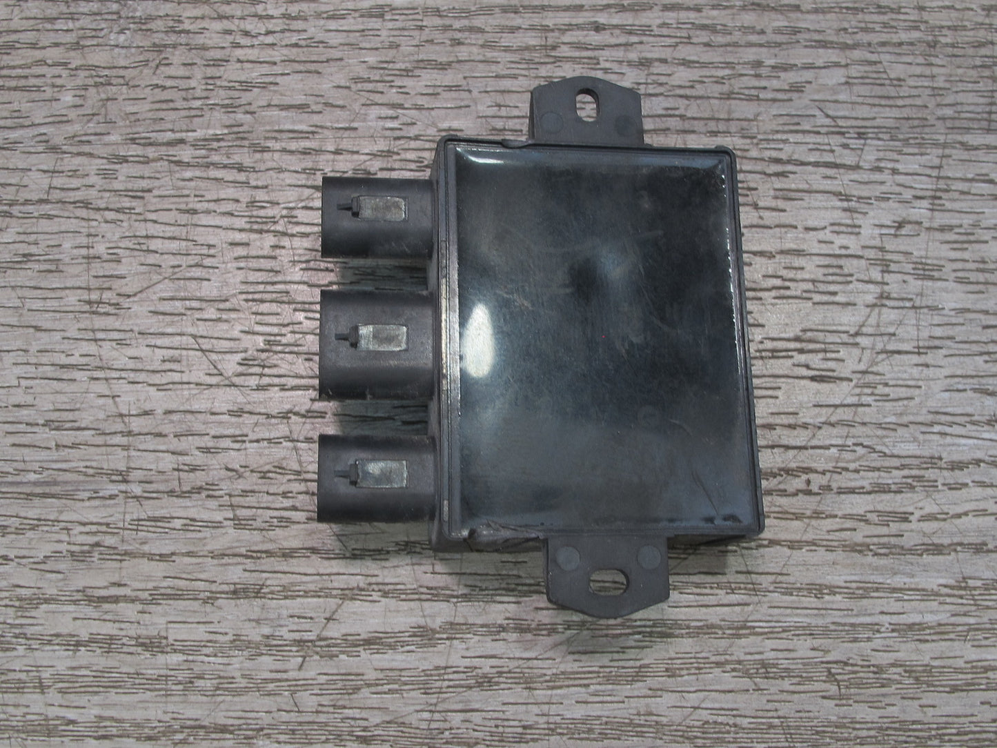 17-20 Maserati Levante M161 Rear Trunk Lid Liftgate Hands Free Control Module