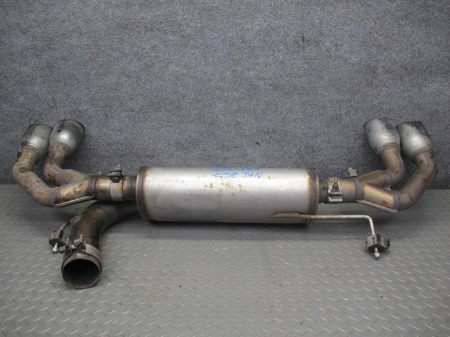 07-10 Saturn SKY Redline 2.0L Magnaflow Cat-back Exhaust System Pipe Set
