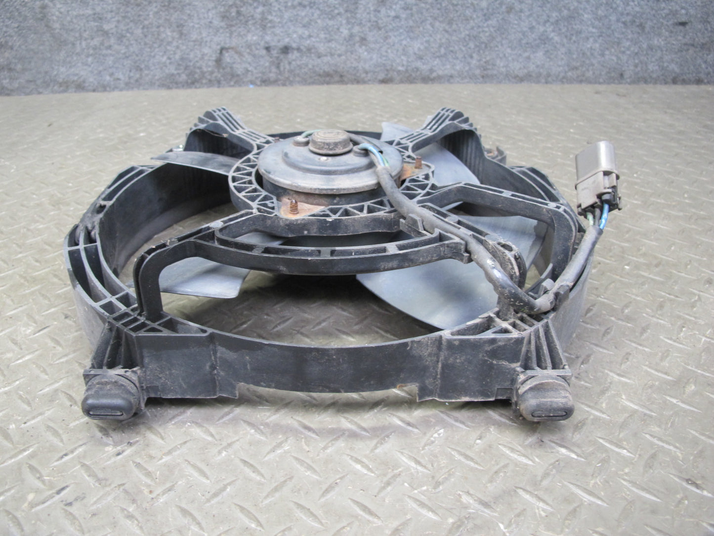 90-96 Nissan Z32 300ZX Turbo A/C Condenser 4 Blade Fan Motor OEM
