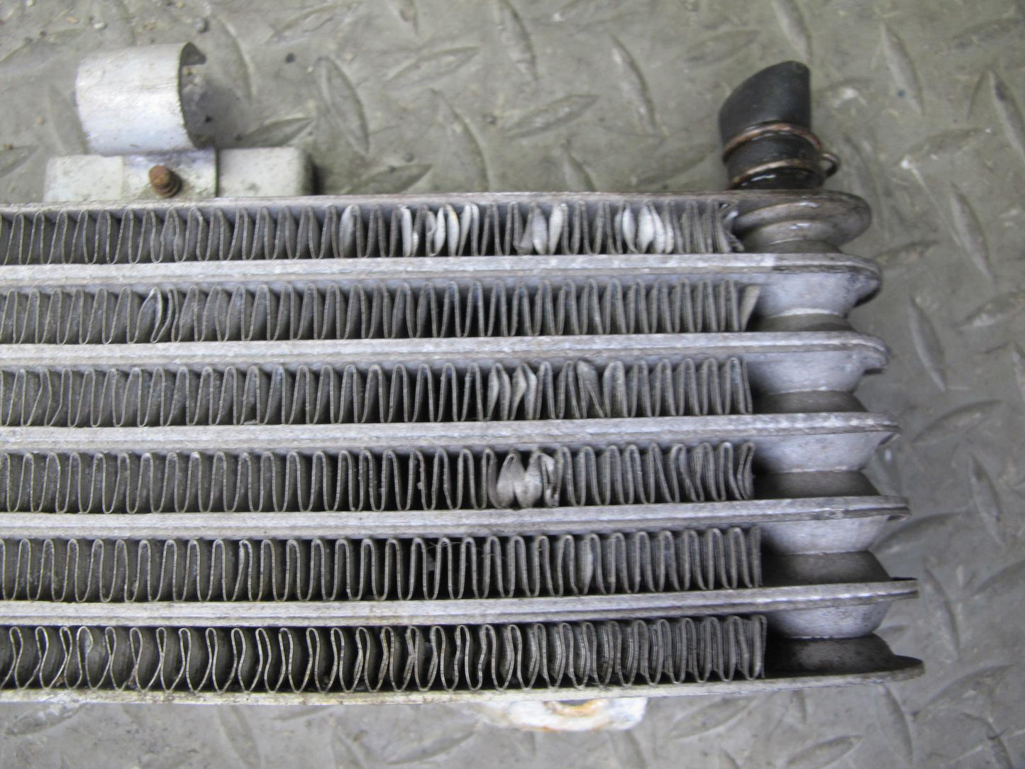 90-96 Nissan Z32 300ZX VG30DTT Turbo Engine Oil Cooler OEM