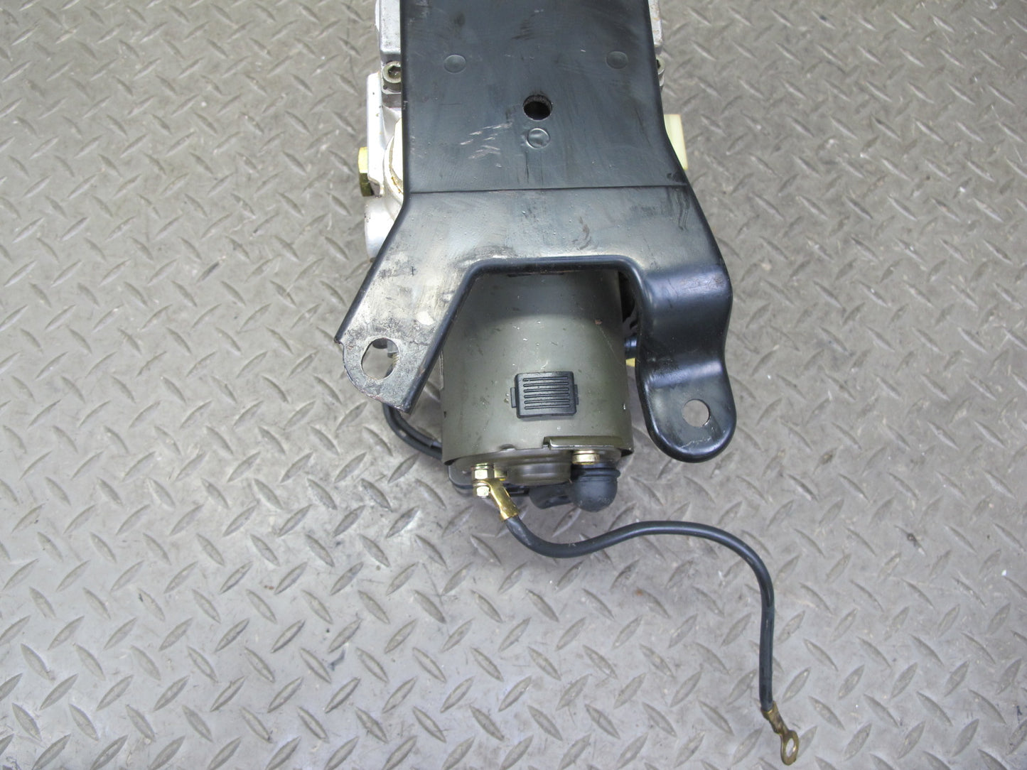 90-93 Nissan Z32 300ZX 2+0 Anti Lock Brake ABS Pump Module 47600-30P01 OEM