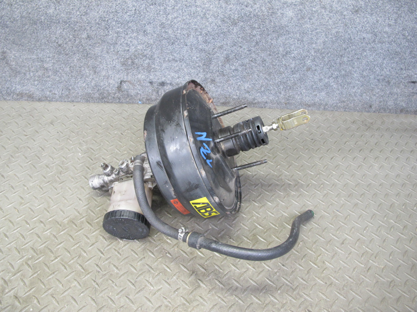 90-91 Nissan Z32 300ZX Turbo Brake Master Cylinder Booster Fluid Reservoir OEM