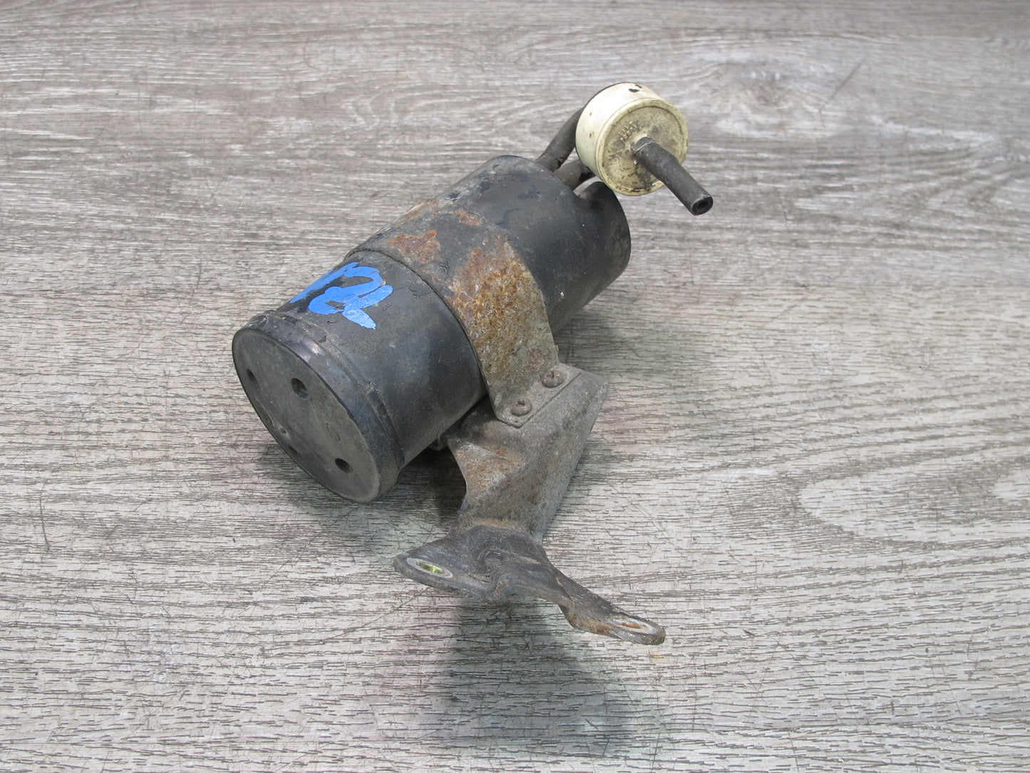 90-96 Nissan Z32 300ZX Turbo Vacuum Solenoid Purge Valve Vacuum Tank OEM