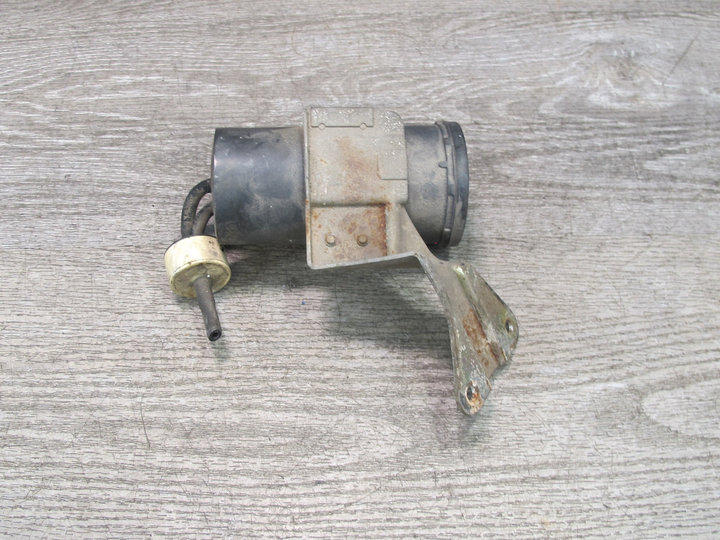 90-96 Nissan Z32 300ZX Turbo Vacuum Solenoid Purge Valve Vacuum Tank OEM