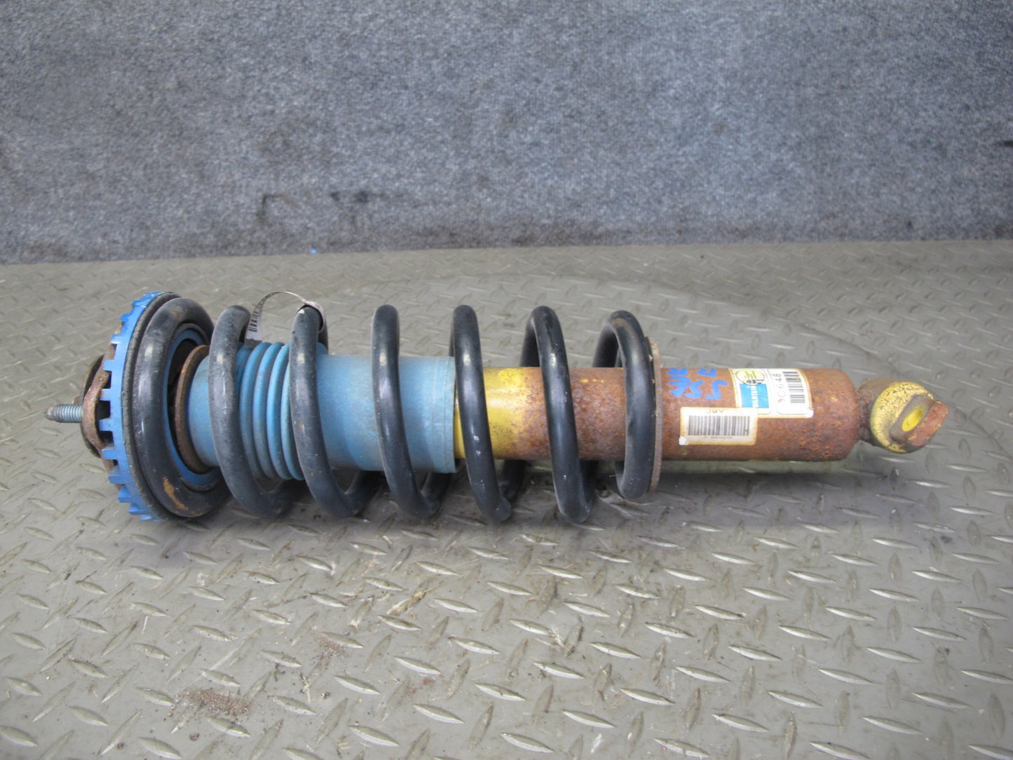 07-10 Saturn SKY Set of 2 Bilstein Rear Left & Right Strut Shock Absorber