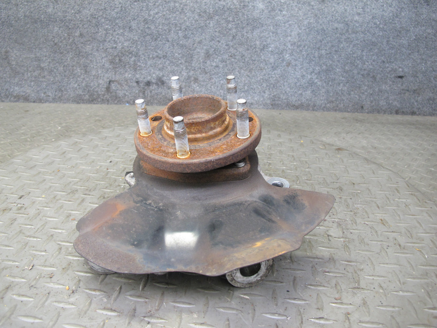 07-10 Saturn SKY Pontiac Solstice Front Left Spindle Knuckle Wheel Hub 88K OEM