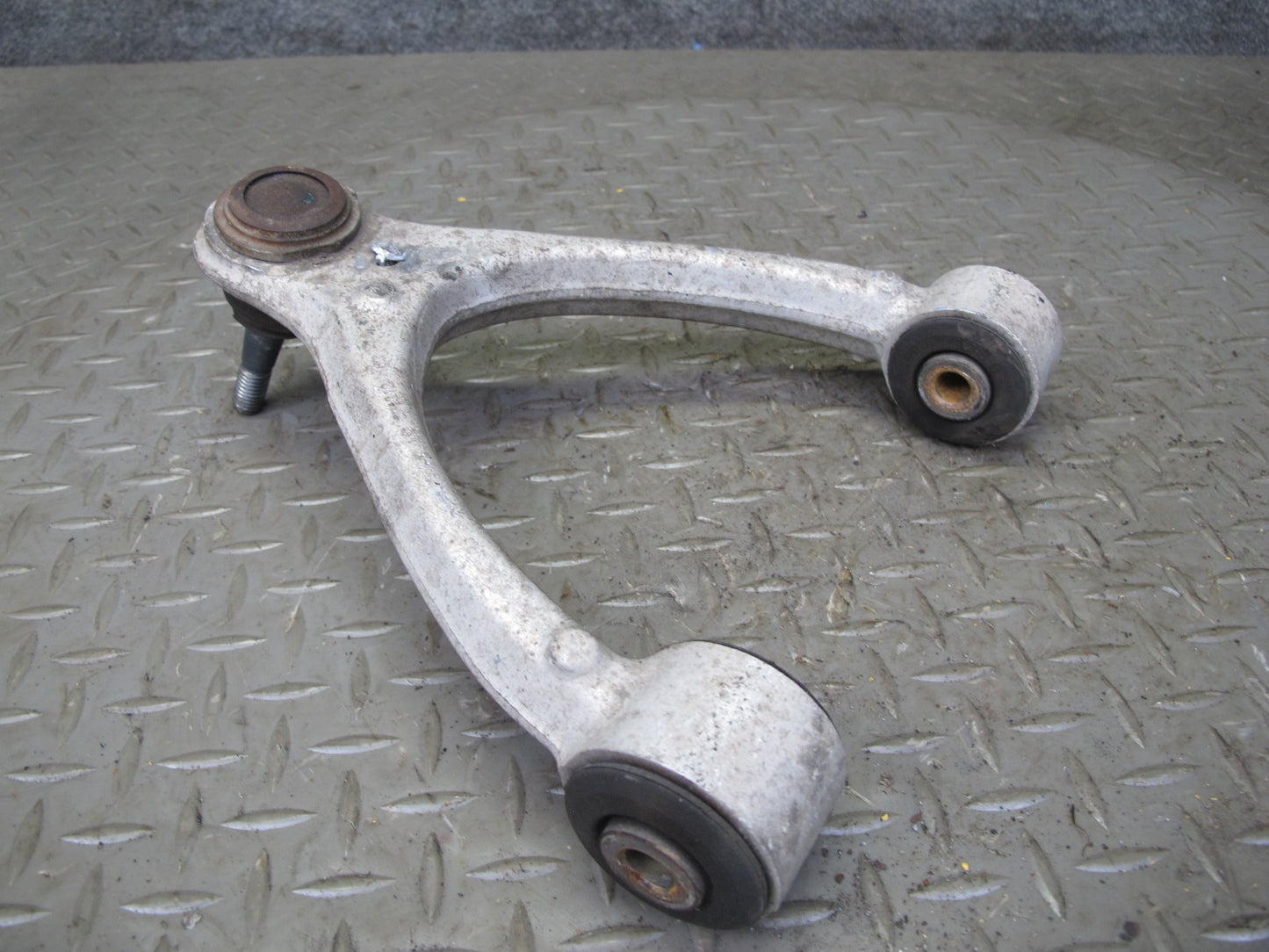 07-10 Saturn SKY Set of 2 Front Left Suspension Upper & Lower Control Arm OEM
