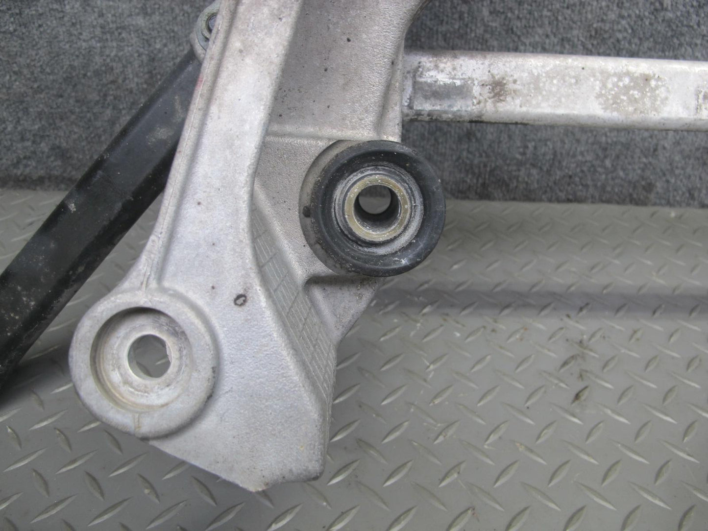 2002-2004 Porsche 911 996 3.6L RWD Rear Susp Sub Frame Crossmember Carrier Set