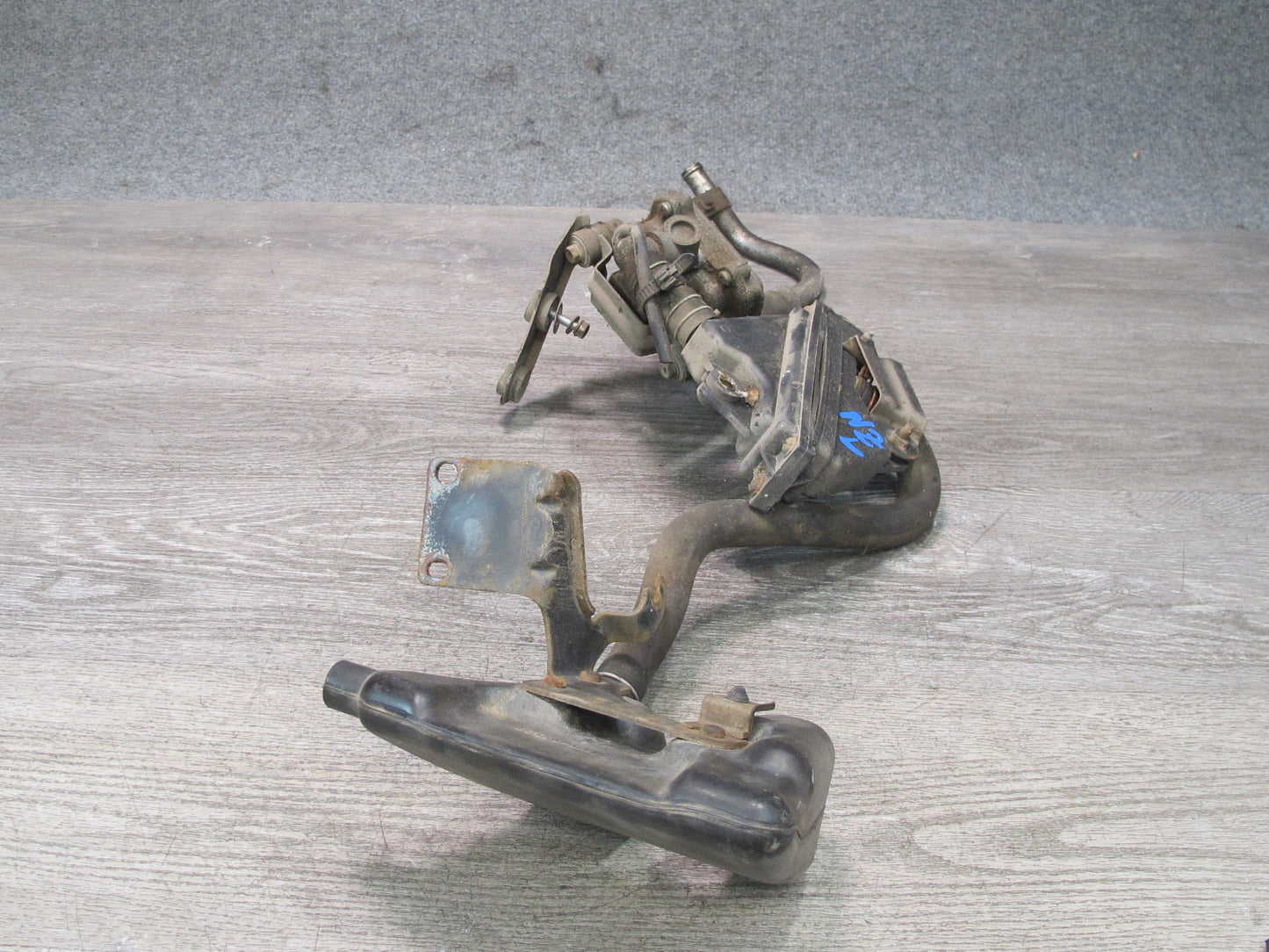 90-91 Nissan Z32 300ZX Turbo Left Auxiliary Secondary Smog Pump w Resonator OEM