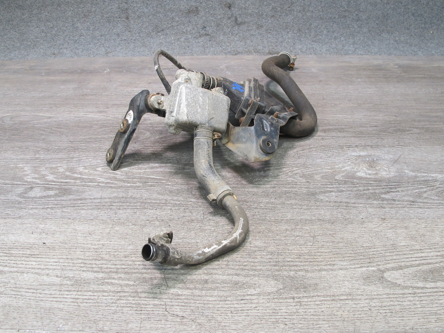 90-91 Nissan Z32 300ZX Turbo Right Auxiliary Secondary Smog Pump w Air Cleaner