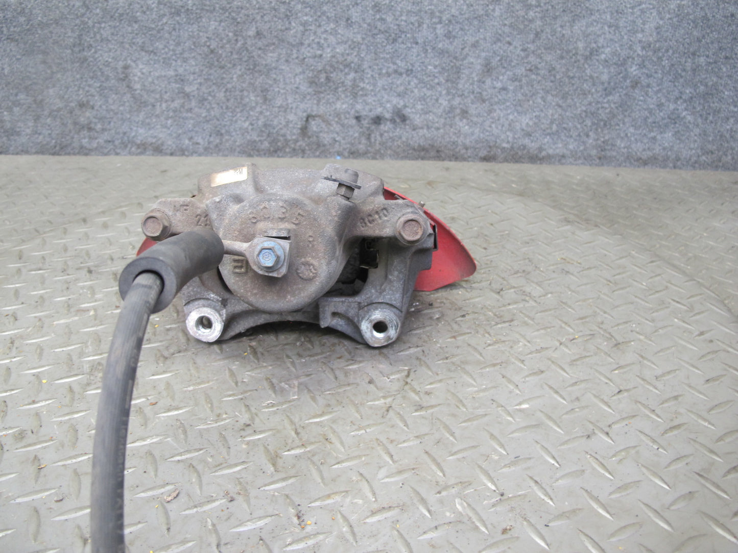 07-10 Saturn SKY Pontiac Solstice Front Left & Right Brake Caliper Set 88K OEM