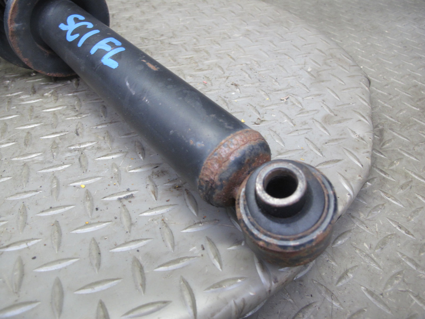 97-00 Lexus JZZ31L SC300 Set of 2 Front Strut Shock Absorber KYB Excel-g