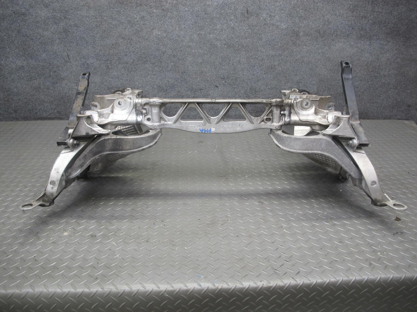 2015-2018 Porsche Macan 95B Front Suspension Crossmember Carrier 95B399315B