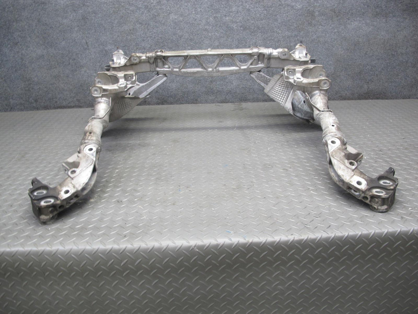 2015-2018 Porsche Macan 95B Front Suspension Crossmember Carrier 95B399315B