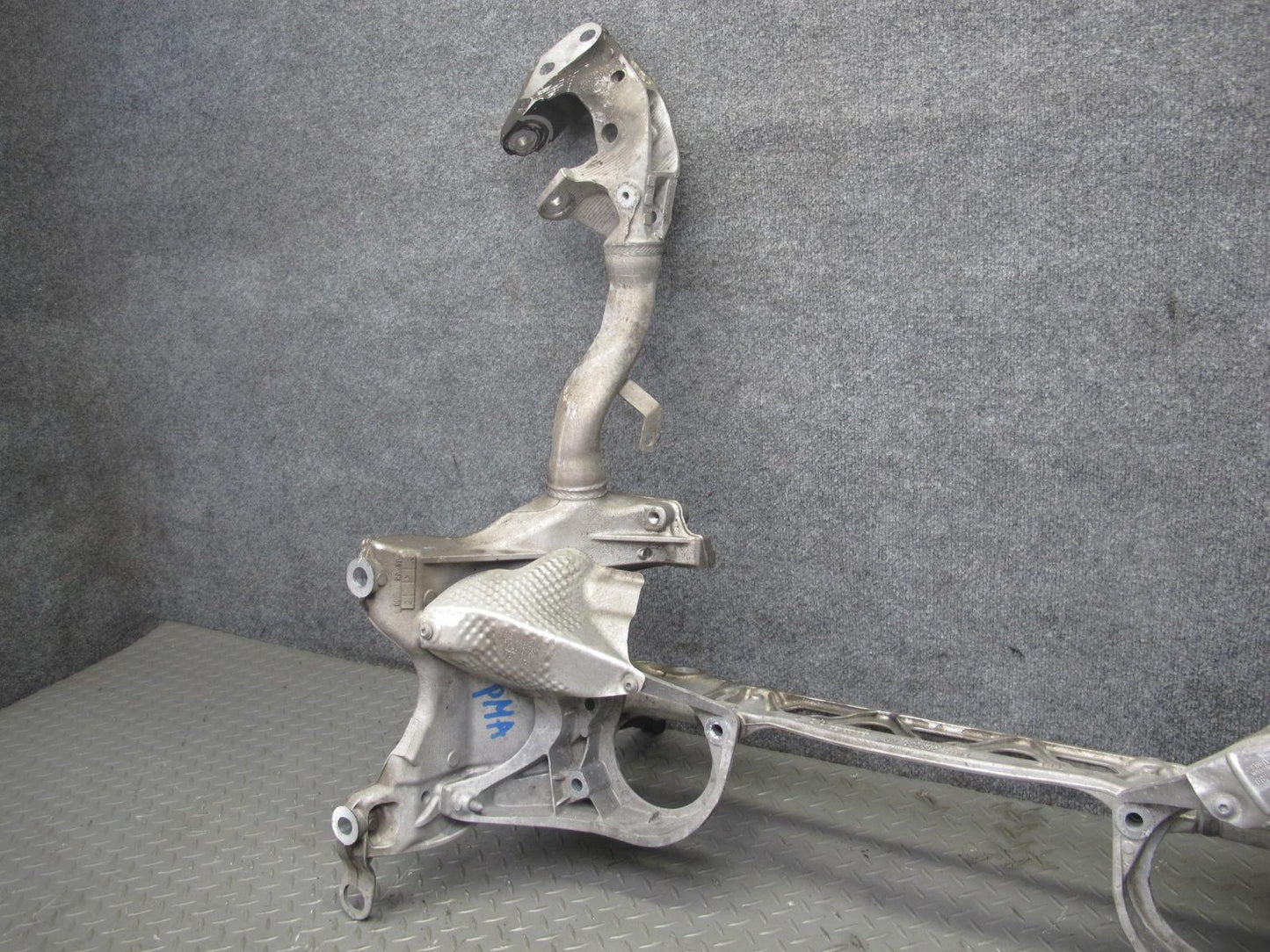 2015-2018 Porsche Macan 95B Front Suspension Crossmember Carrier 95B399315B