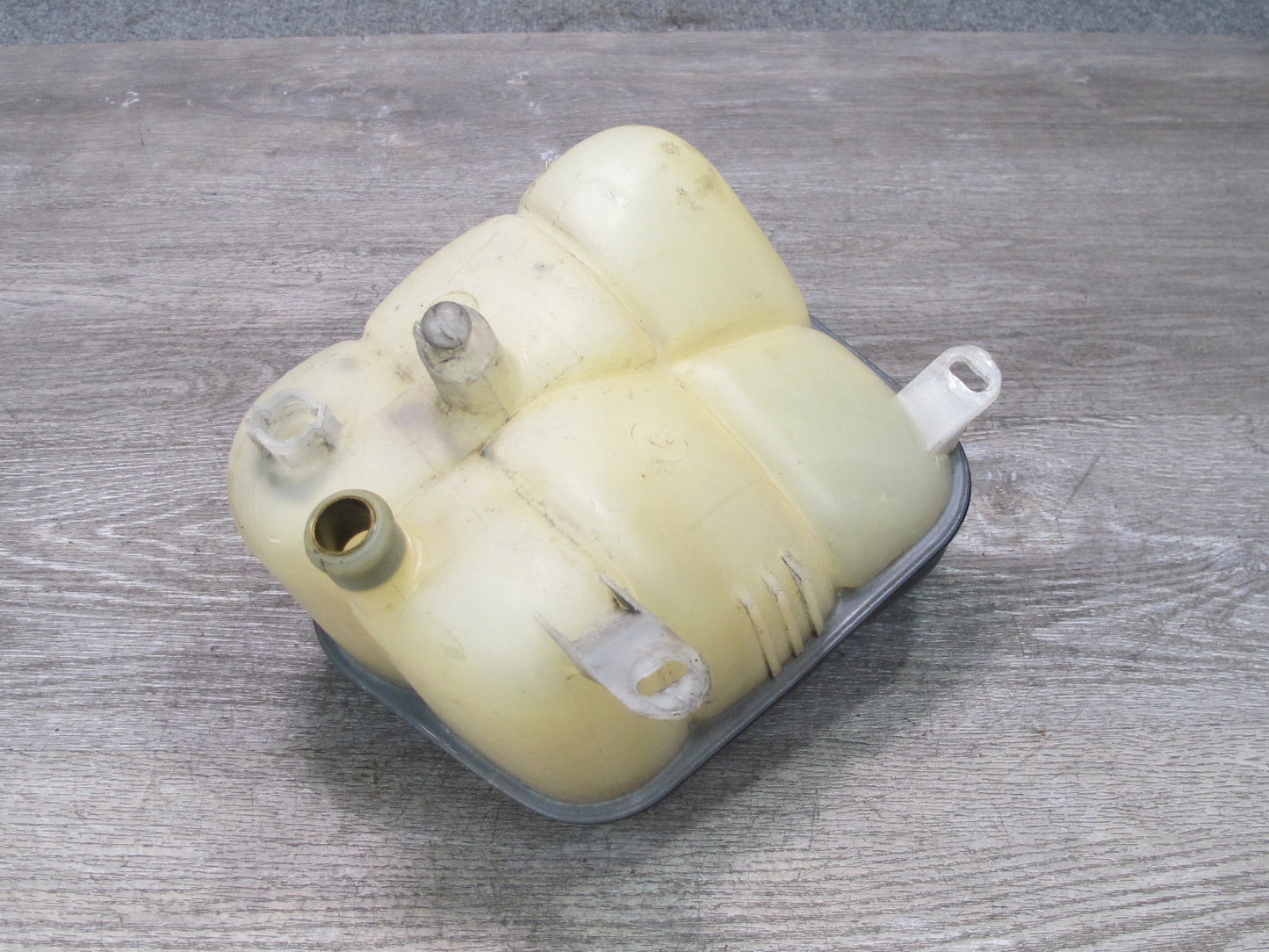 96-99 Mercedes W140 C140 Cl-class Engine Expansion Overflow Reservoir Tank OEM