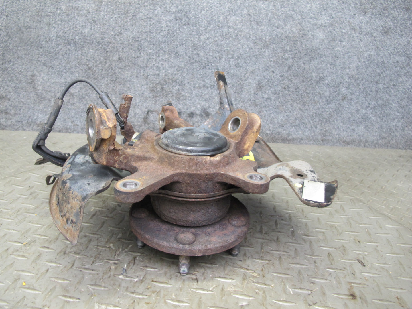 92-00 Lexus JZZ31L SC400 SC300 RWD Front Left Spindle Knuckle Wheel Hub OEM