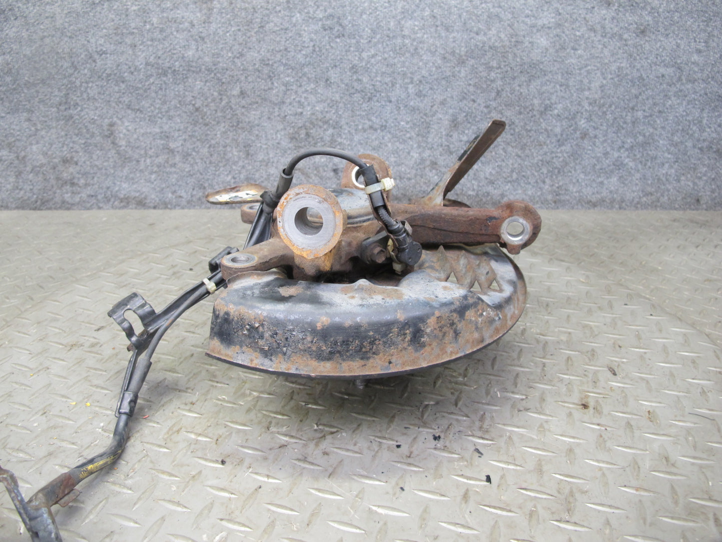 92-00 Lexus JZZ31L SC400 SC300 RWD Front Right Spindle Knuckle Wheel Hub OEM