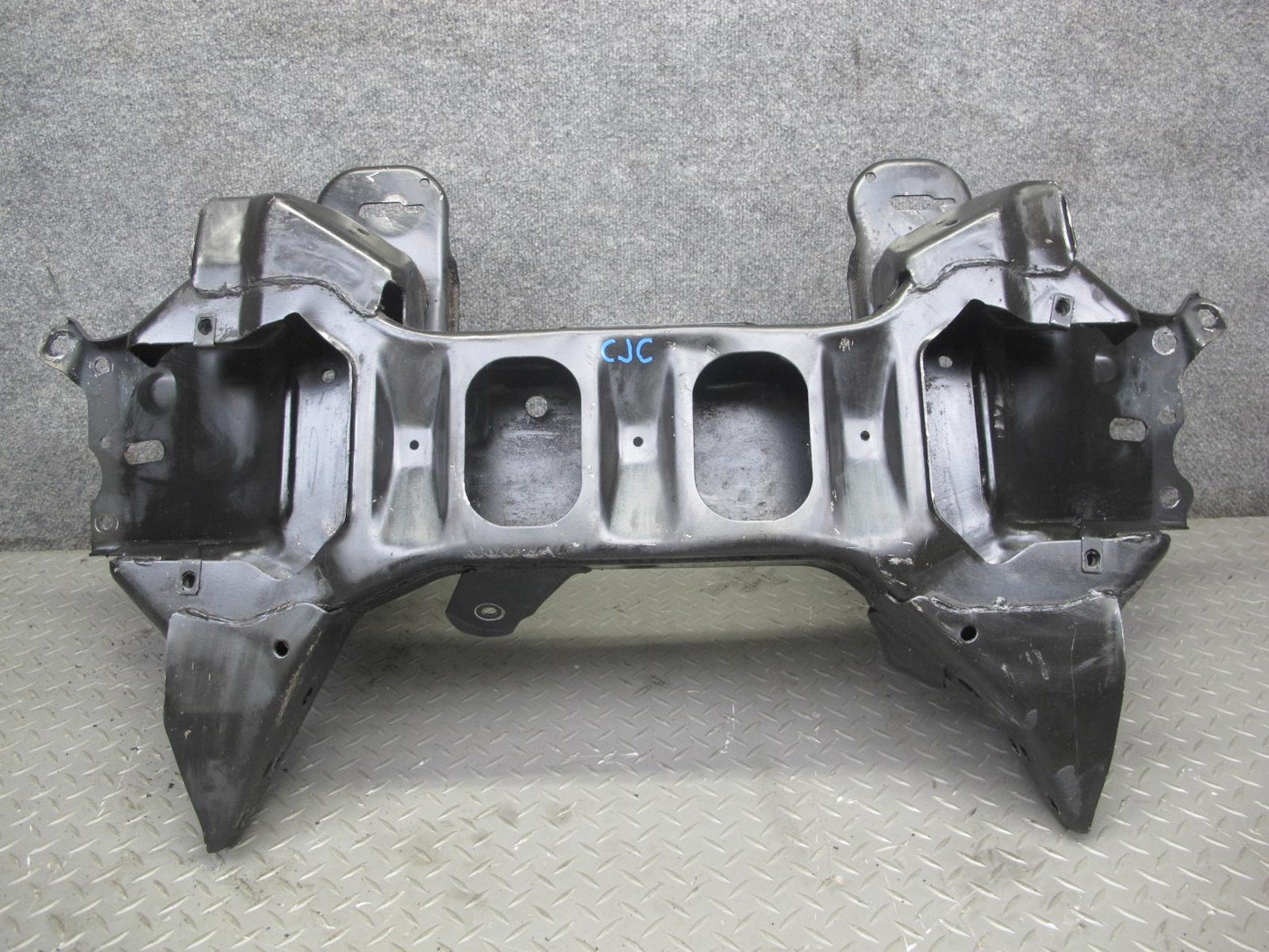 92-96 Chevrolet Corvette C4 Front Engine Cradle Subframe Crossmember Carrier OEM