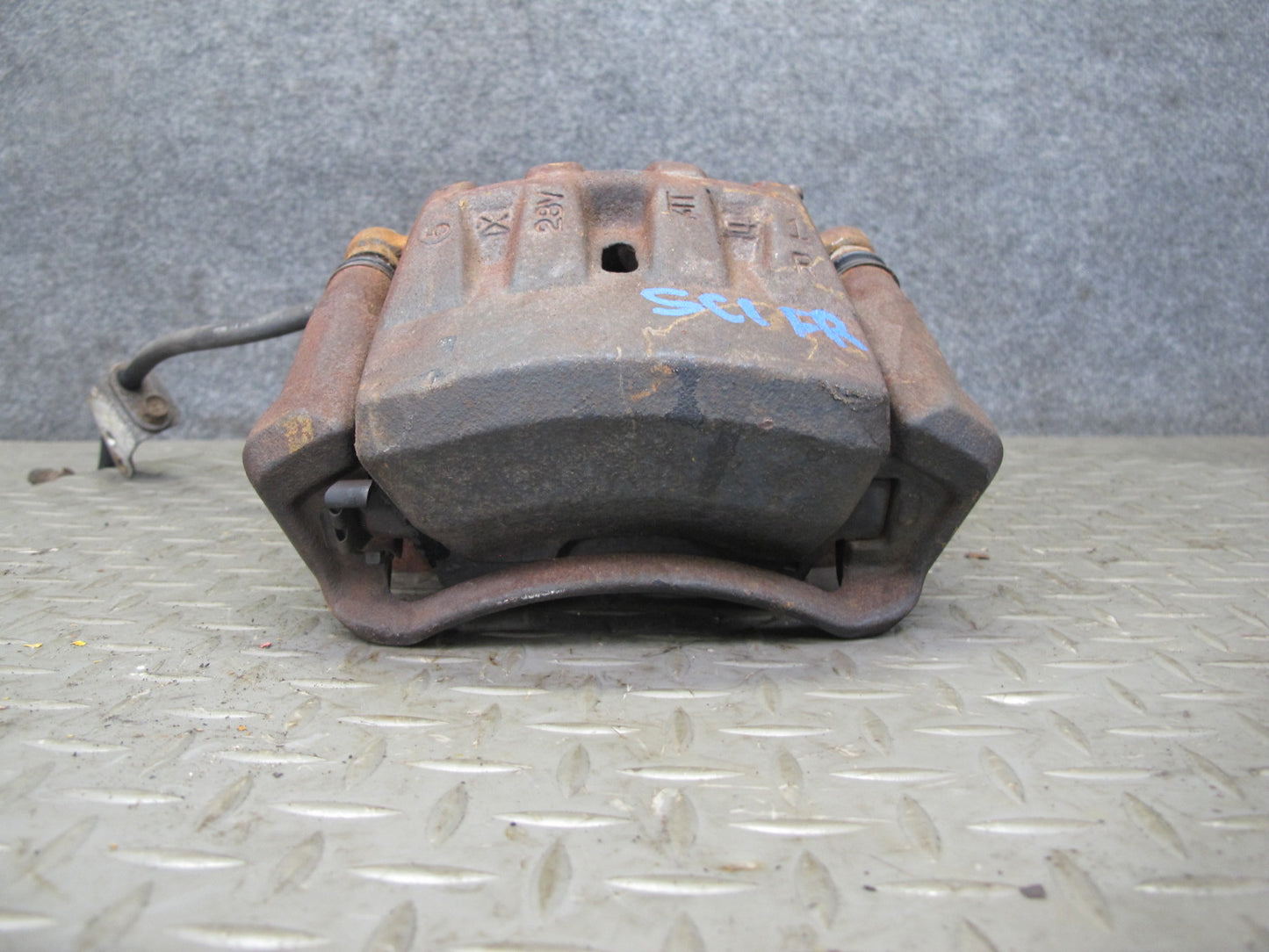 92-98 Lexus JZZ31L SC300 Set of 2 Front Left & Right Brake Caliper OEM