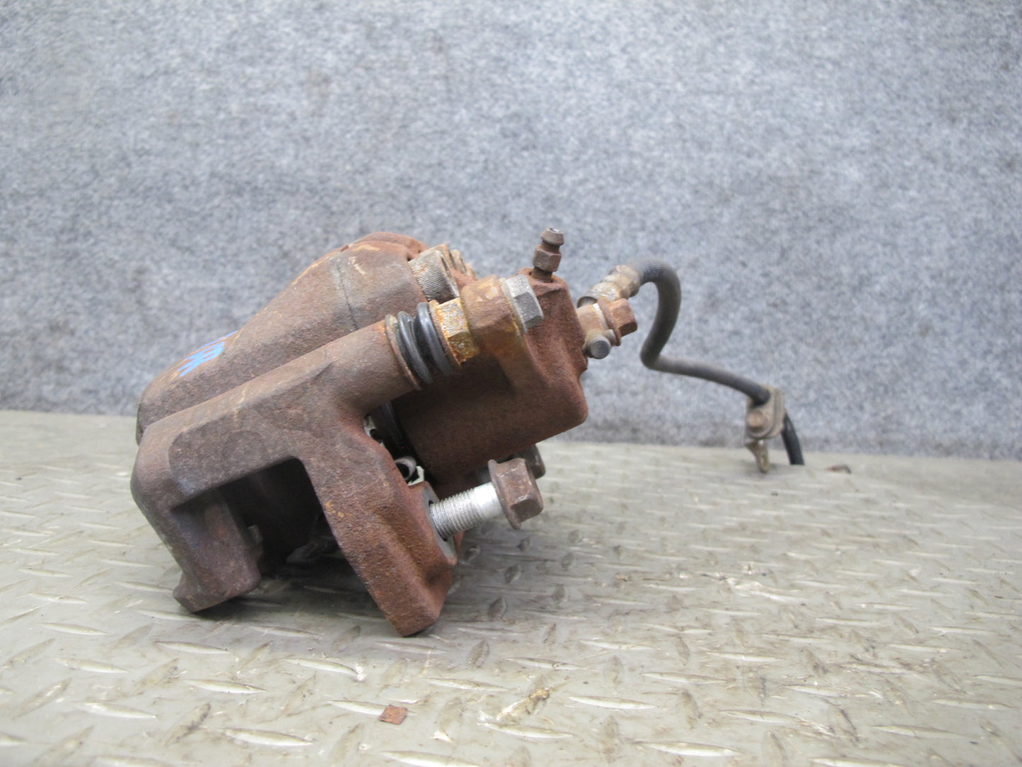 92-98 Lexus JZZ31L SC300 Set of 2 Front Left & Right Brake Caliper OEM