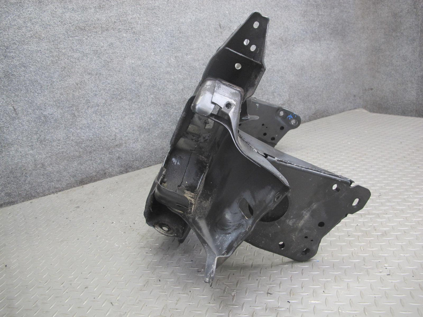 92-96 Chevrolet Corvette C4 Front Engine Cradle Subframe Crossmember Carrier OEM