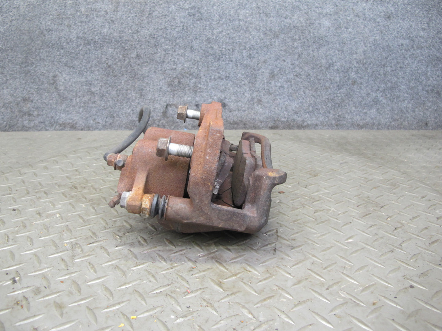 92-98 Lexus JZZ31L SC300 Set of 2 Front Left & Right Brake Caliper OEM