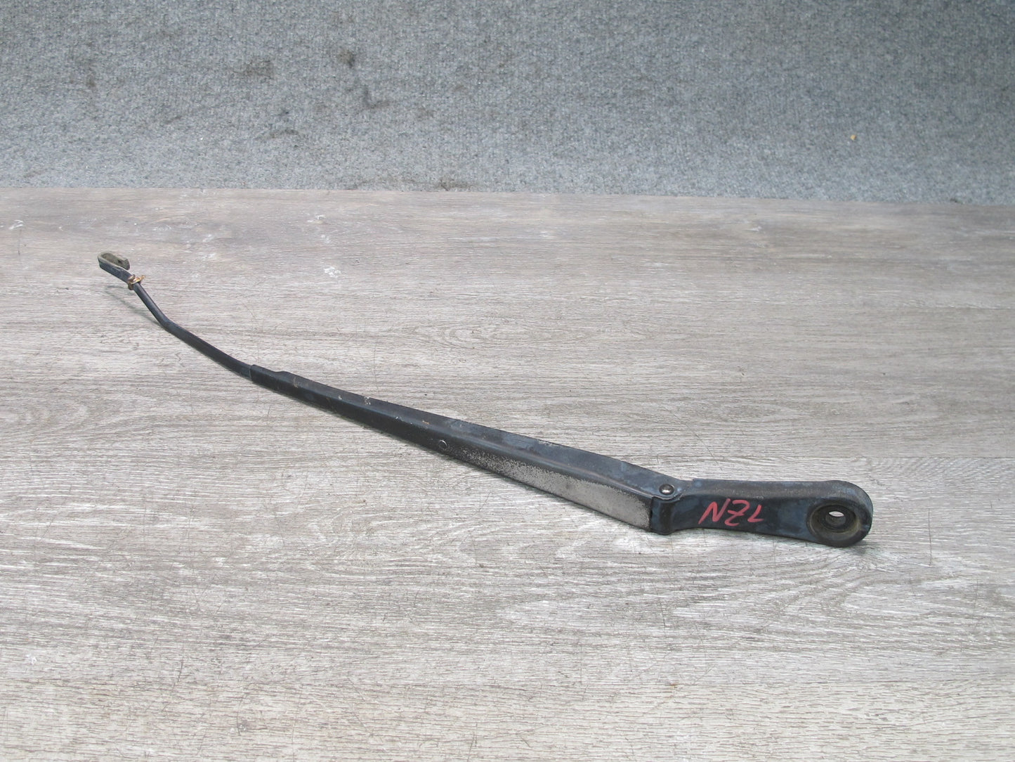 90-96 Nissan Z32 300ZX 2+0 Set of 2 Front Windshield Left & Right Wiper Arm OEM