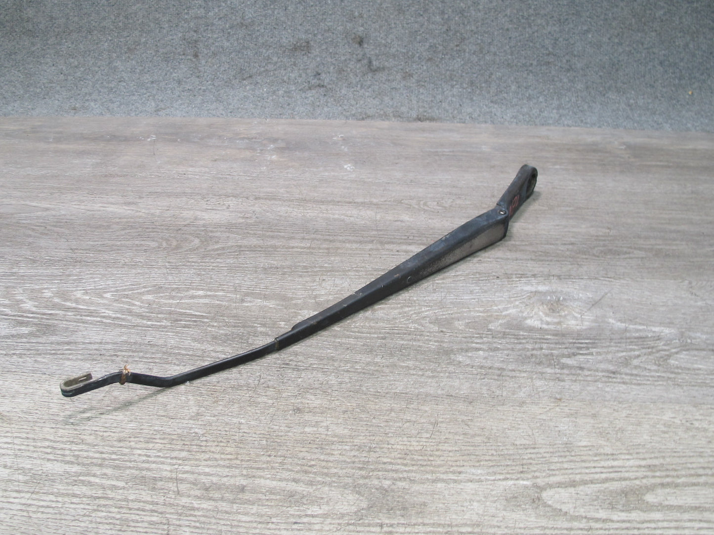 90-96 Nissan Z32 300ZX 2+0 Set of 2 Front Windshield Left & Right Wiper Arm OEM