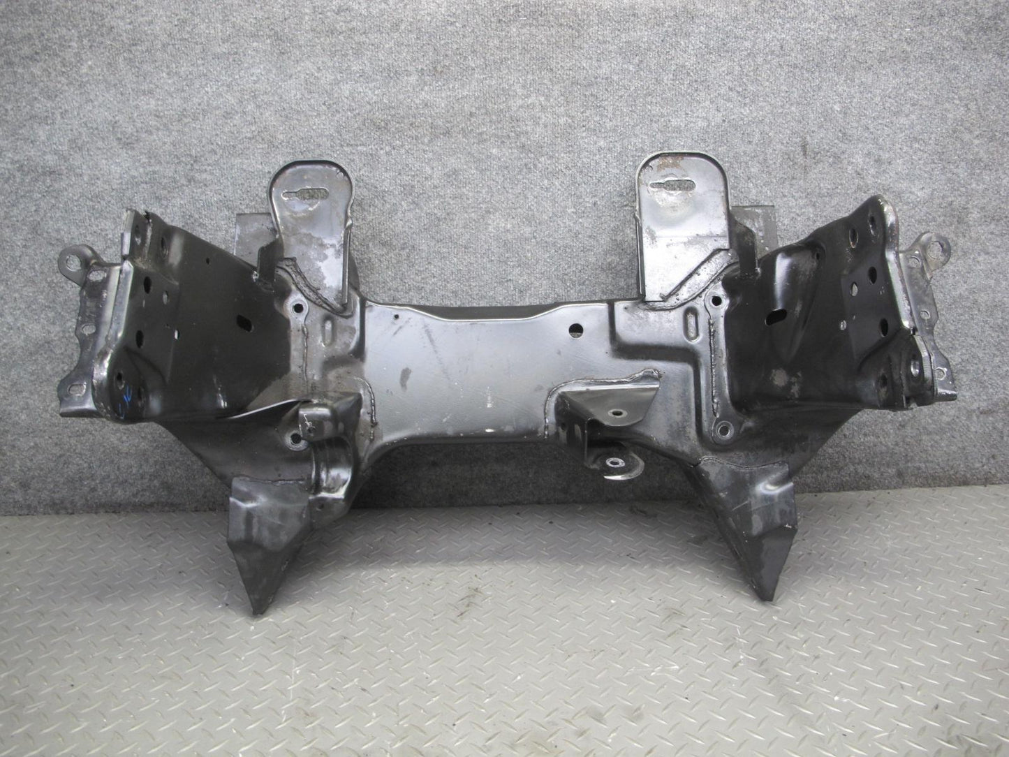 92-96 Chevrolet Corvette C4 Front Engine Cradle Subframe Crossmember Carrier OEM