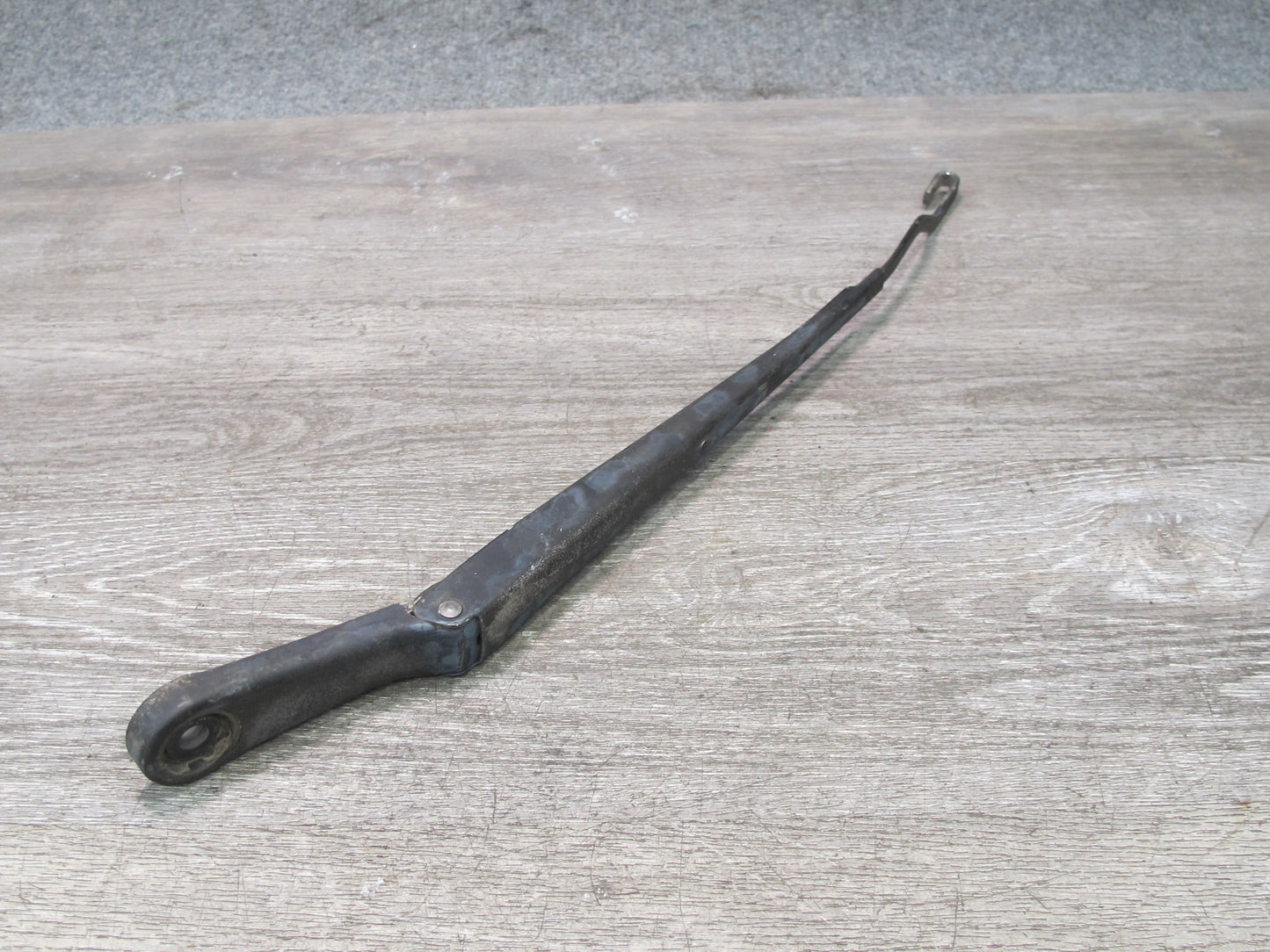 90-96 Nissan Z32 300ZX 2+0 Set of 2 Front Windshield Left & Right Wiper Arm OEM