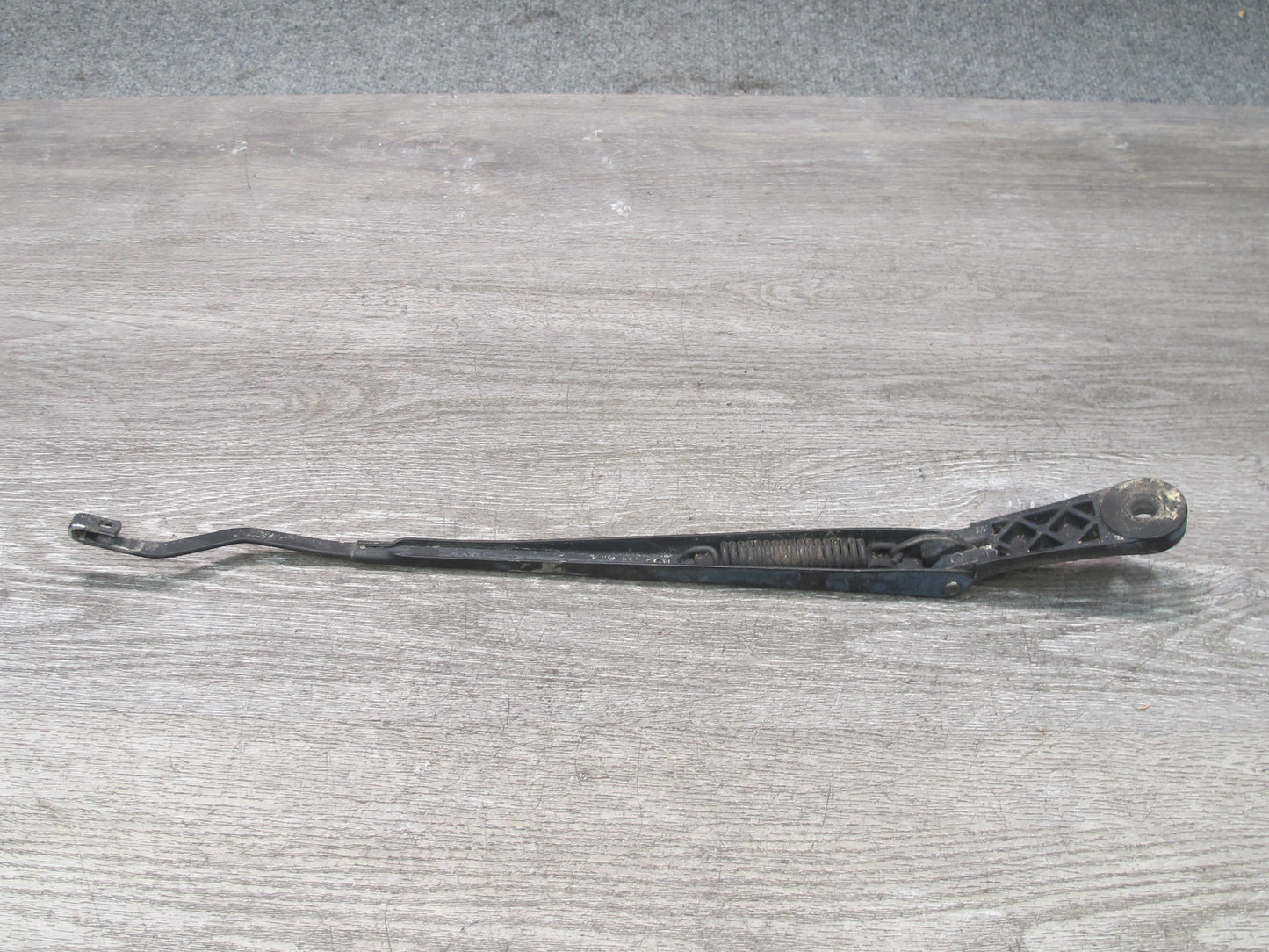 90-96 Nissan Z32 300ZX 2+0 Set of 2 Front Windshield Left & Right Wiper Arm OEM