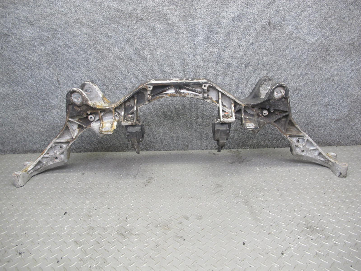1984-1995 Porsche 928 S A/T Rear Sub Frame Suspension Crossmember Carrier