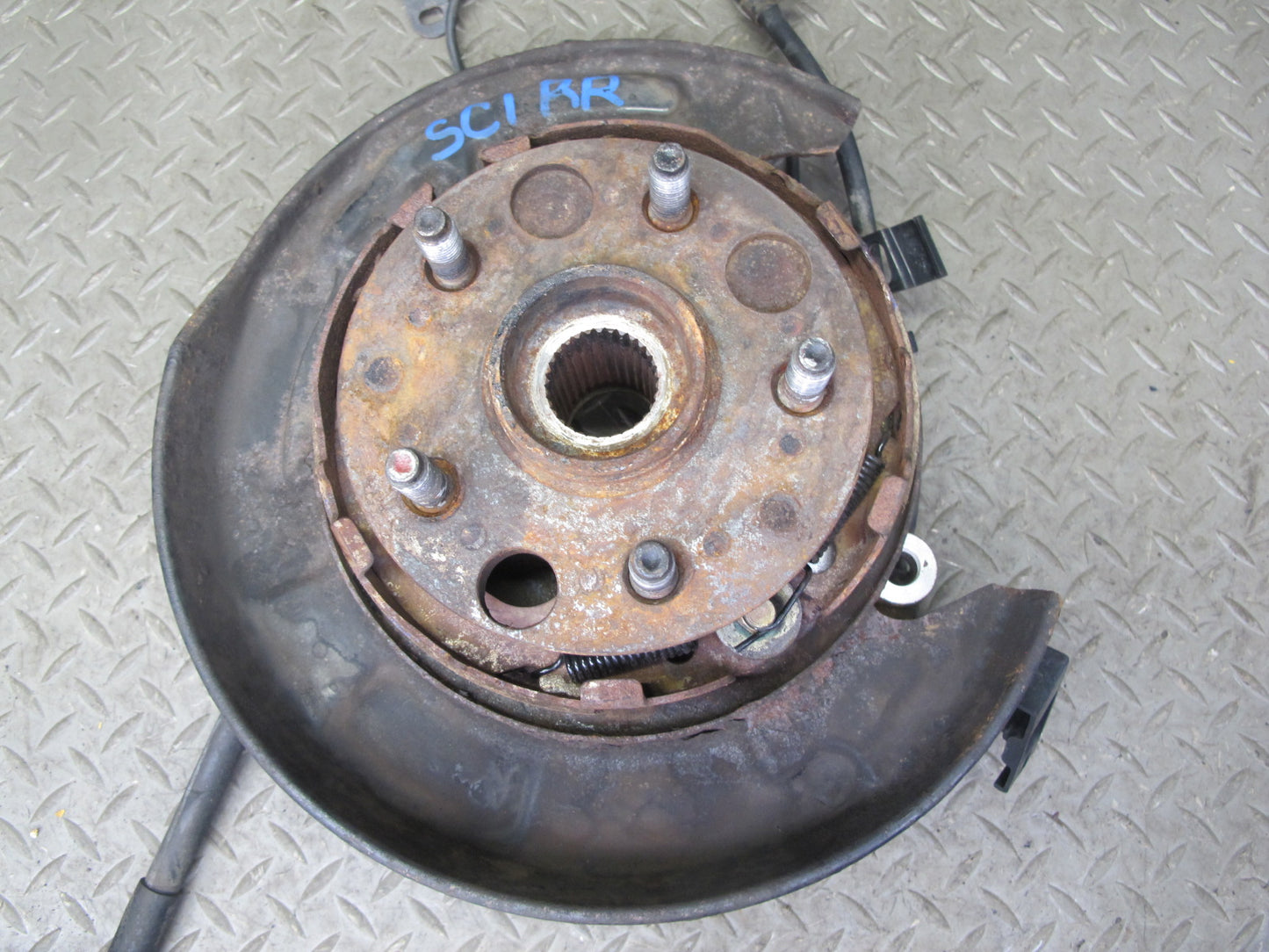 92-00 Lexus JZZ31L SC400 SC300 RWD Rear Right Spindle Knuckle Wheel Hub OEM
