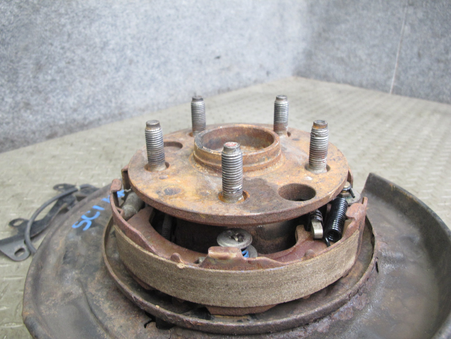 92-00 Lexus JZZ31L SC400 SC300 RWD Rear Right Spindle Knuckle Wheel Hub OEM