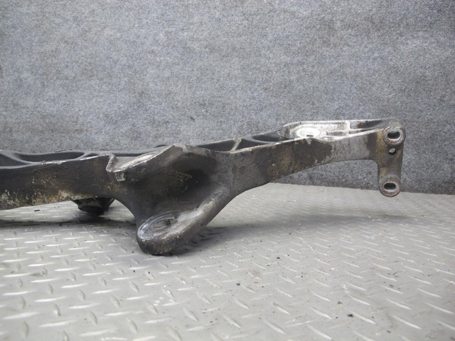 1984-1995 Porsche 928 S A/T Rear Sub Frame Suspension Crossmember Carrier