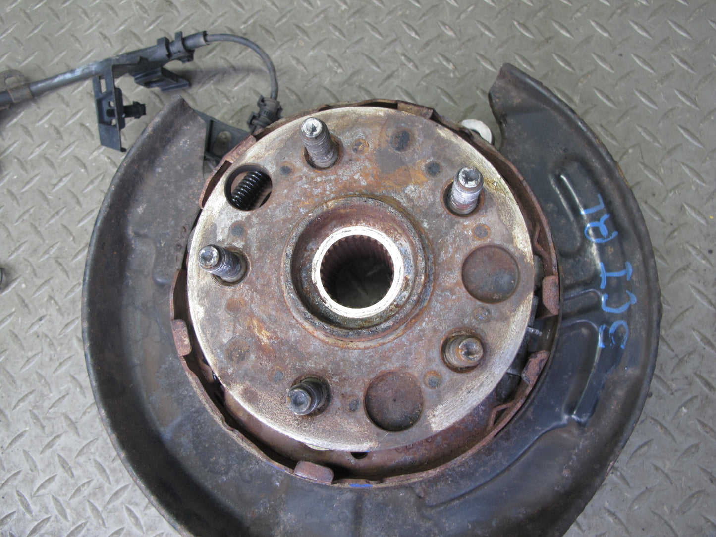 92-00 Lexus JZZ31L SC400 SC300 RWD Rear Left Spindle Knuckle Wheel Hub OEM