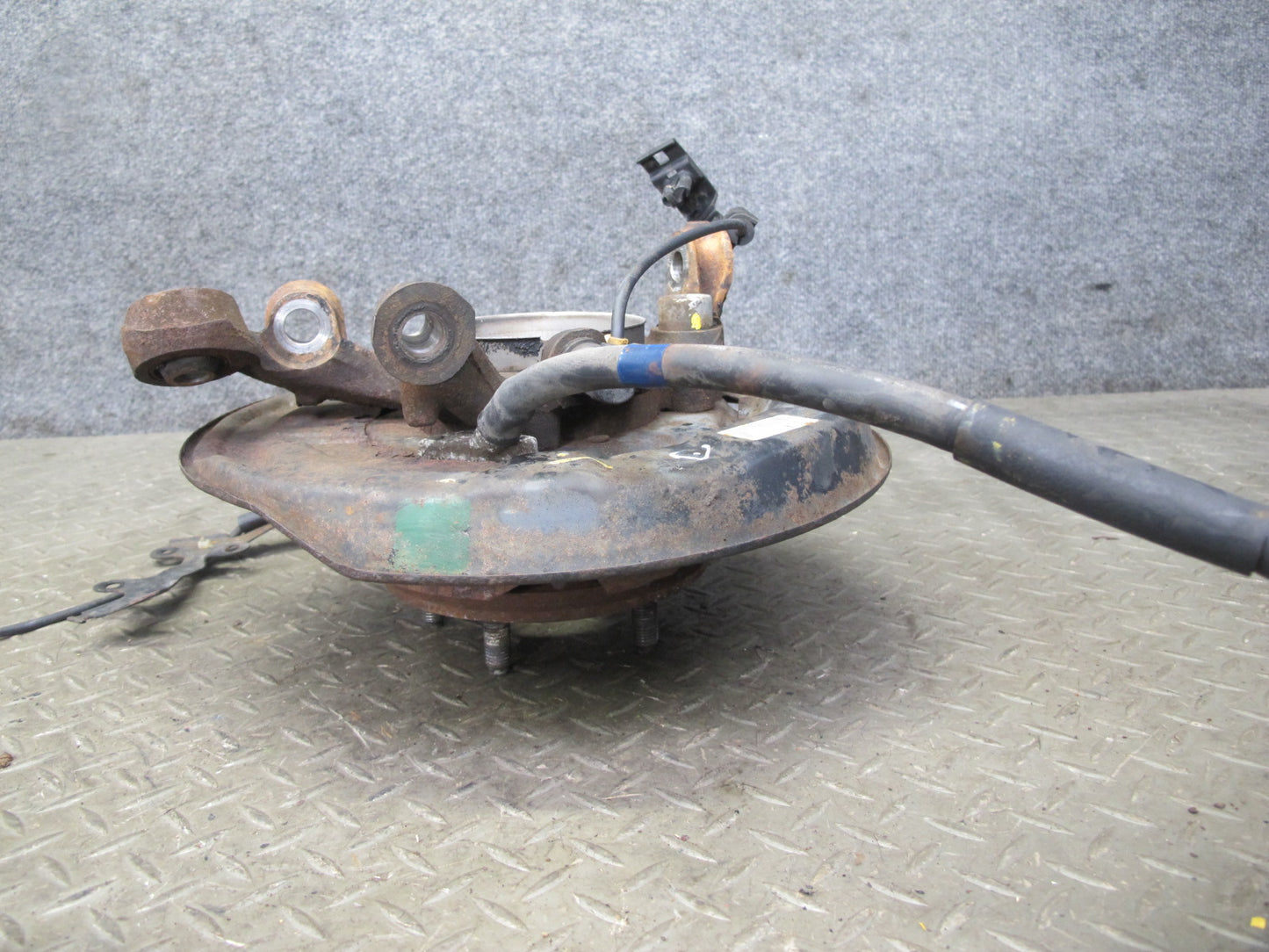 92-00 Lexus JZZ31L SC400 SC300 RWD Rear Left Spindle Knuckle Wheel Hub OEM