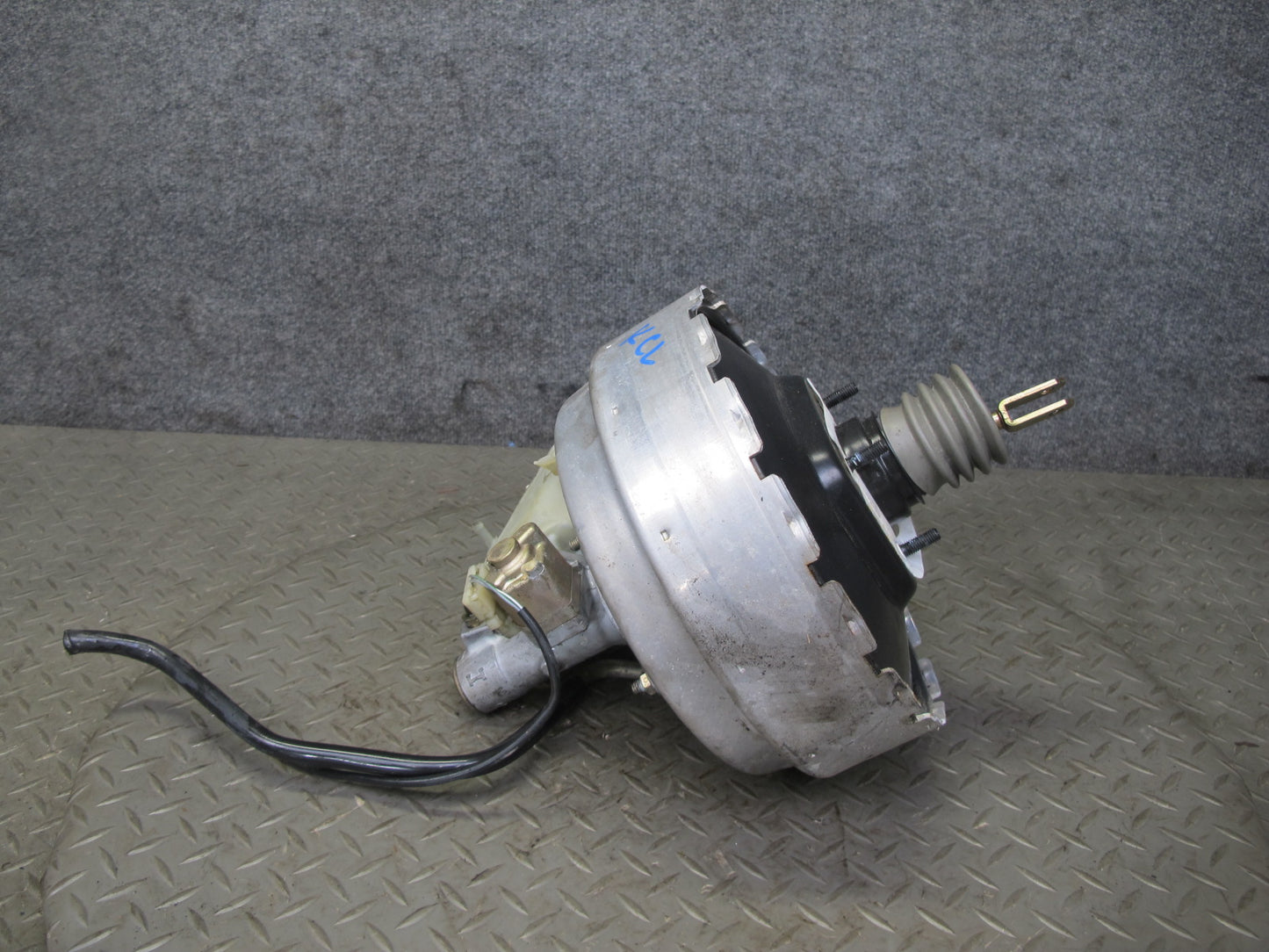 96-99 Mercedes W140 C140 CL Coupe Brake Master Cylinder Booster Reservoir OEM