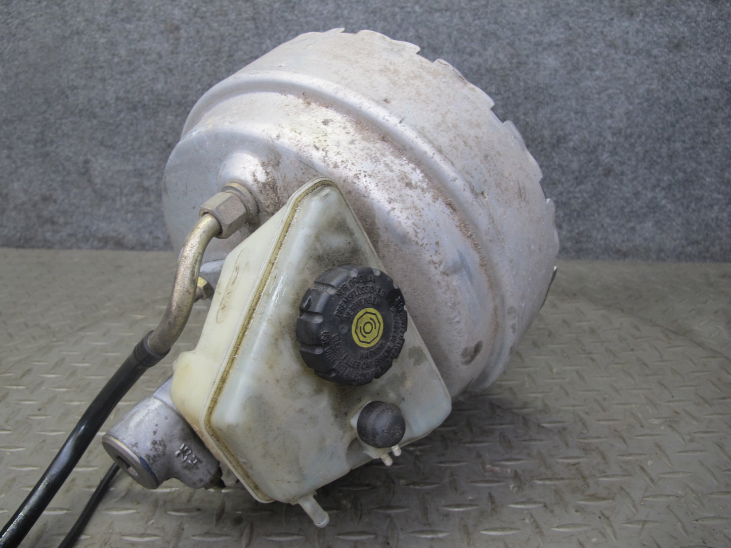 96-99 Mercedes W140 C140 CL Coupe Brake Master Cylinder Booster Reservoir OEM