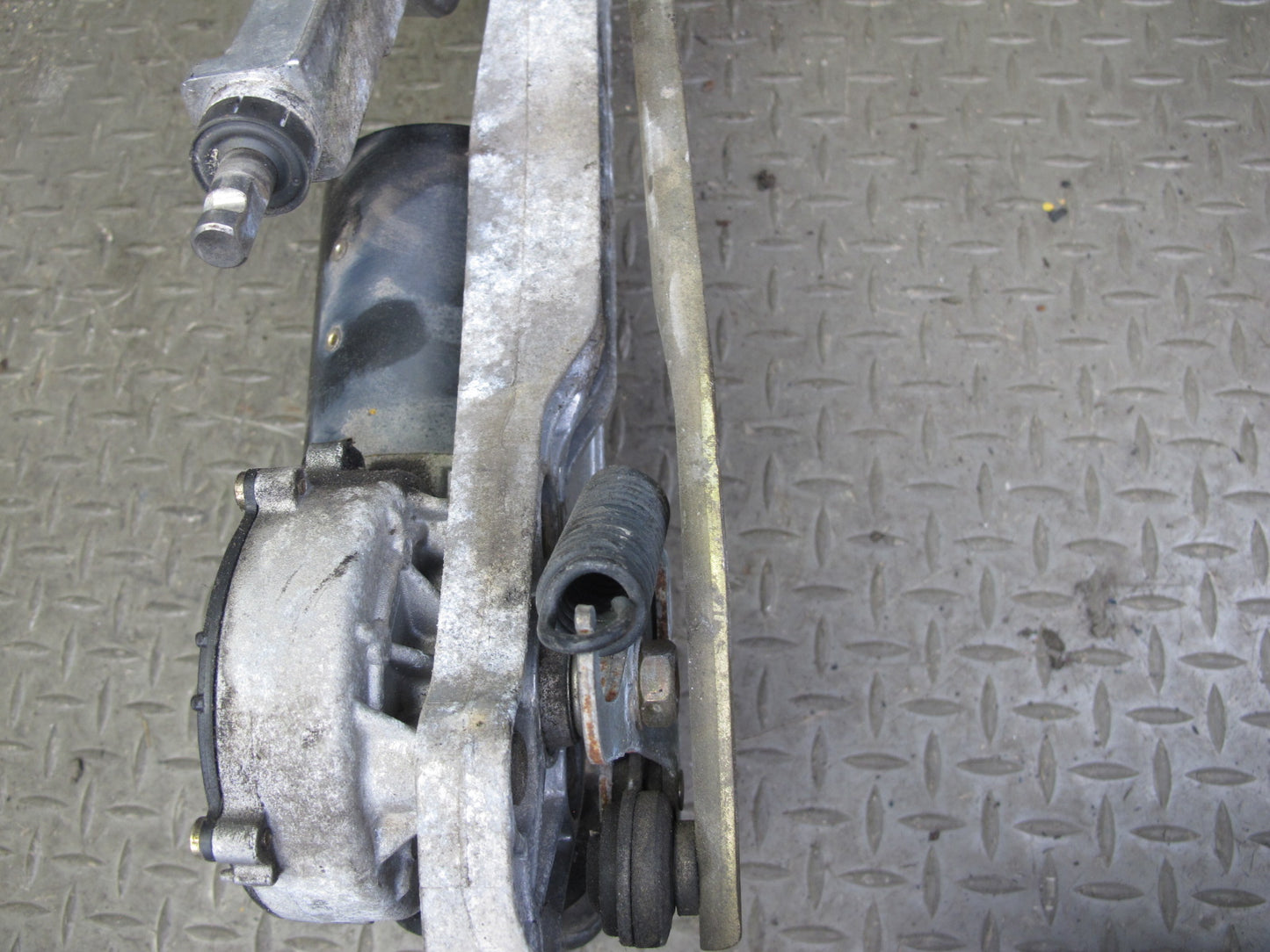 96-99 Mercedes W140 C140 CL Windshield Wiper Transmission Linkage w Motor OEM