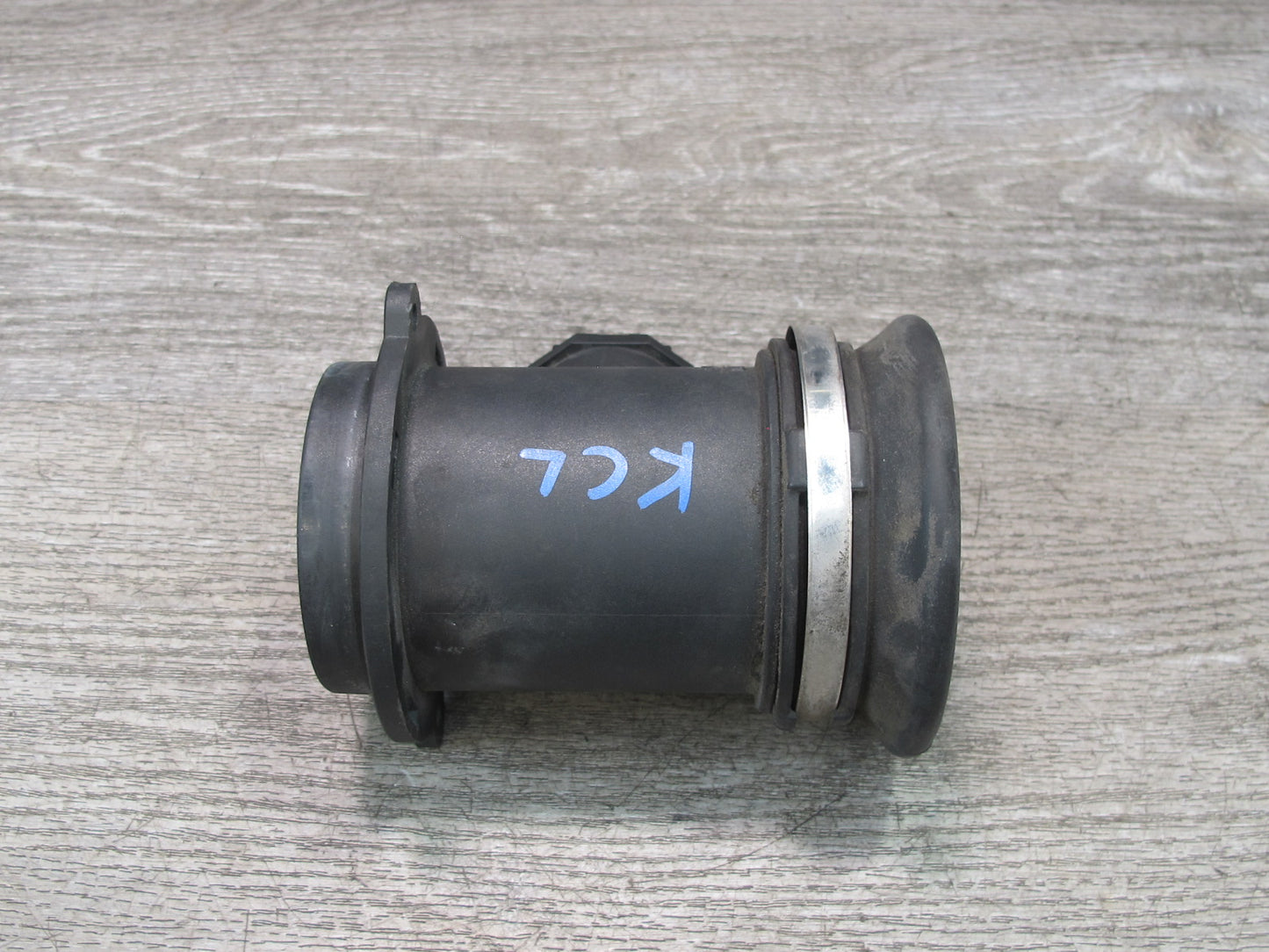 96-99 Mercedes W140 C140 CL600 S600 Mass Air Flow Meter MAF Sensor OEM