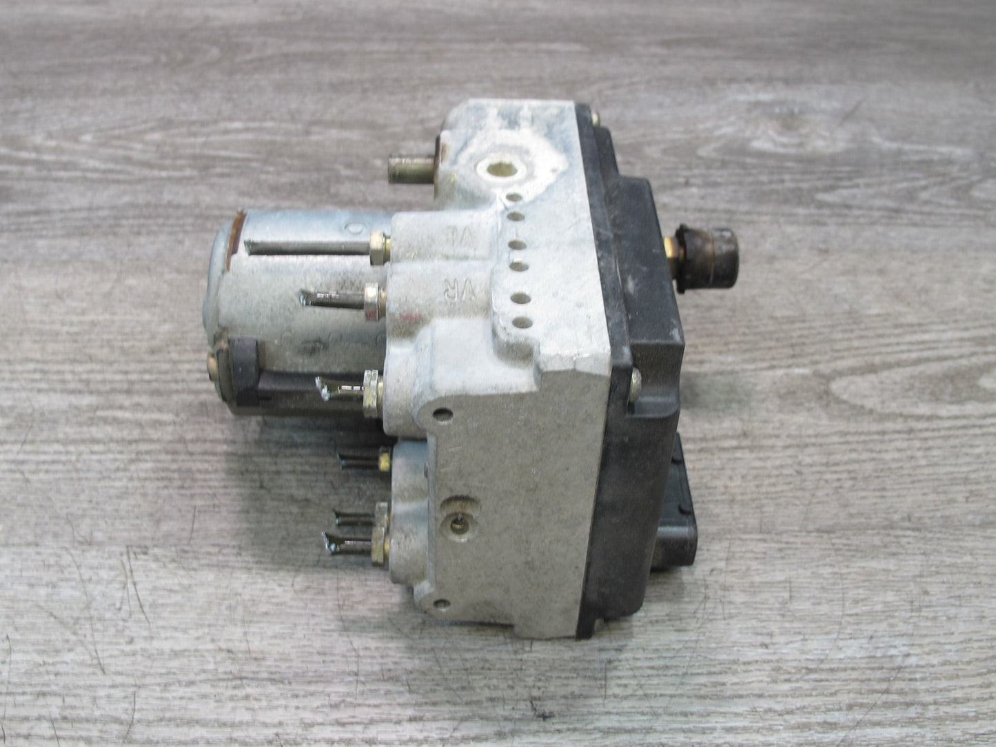 96-99 Mercedes W140 C140 Cl-class Anti Lock Brake ABS Pump Module 0130108057 OEM
