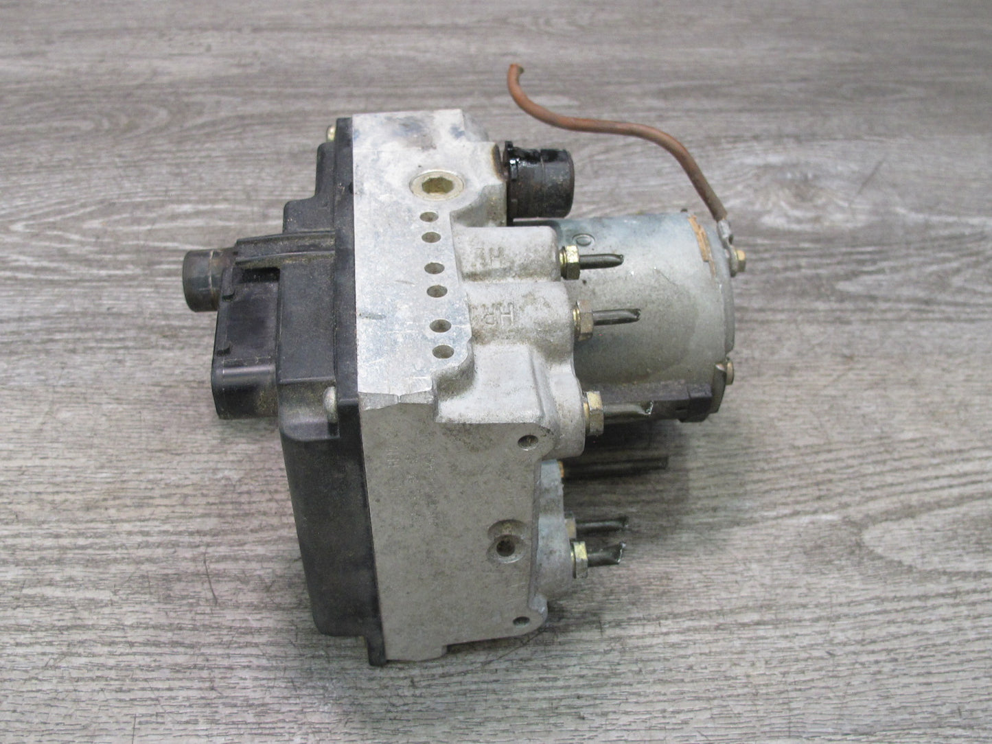 96-99 Mercedes W140 C140 Cl-class Anti Lock Brake ABS Pump Module 0130108057 OEM