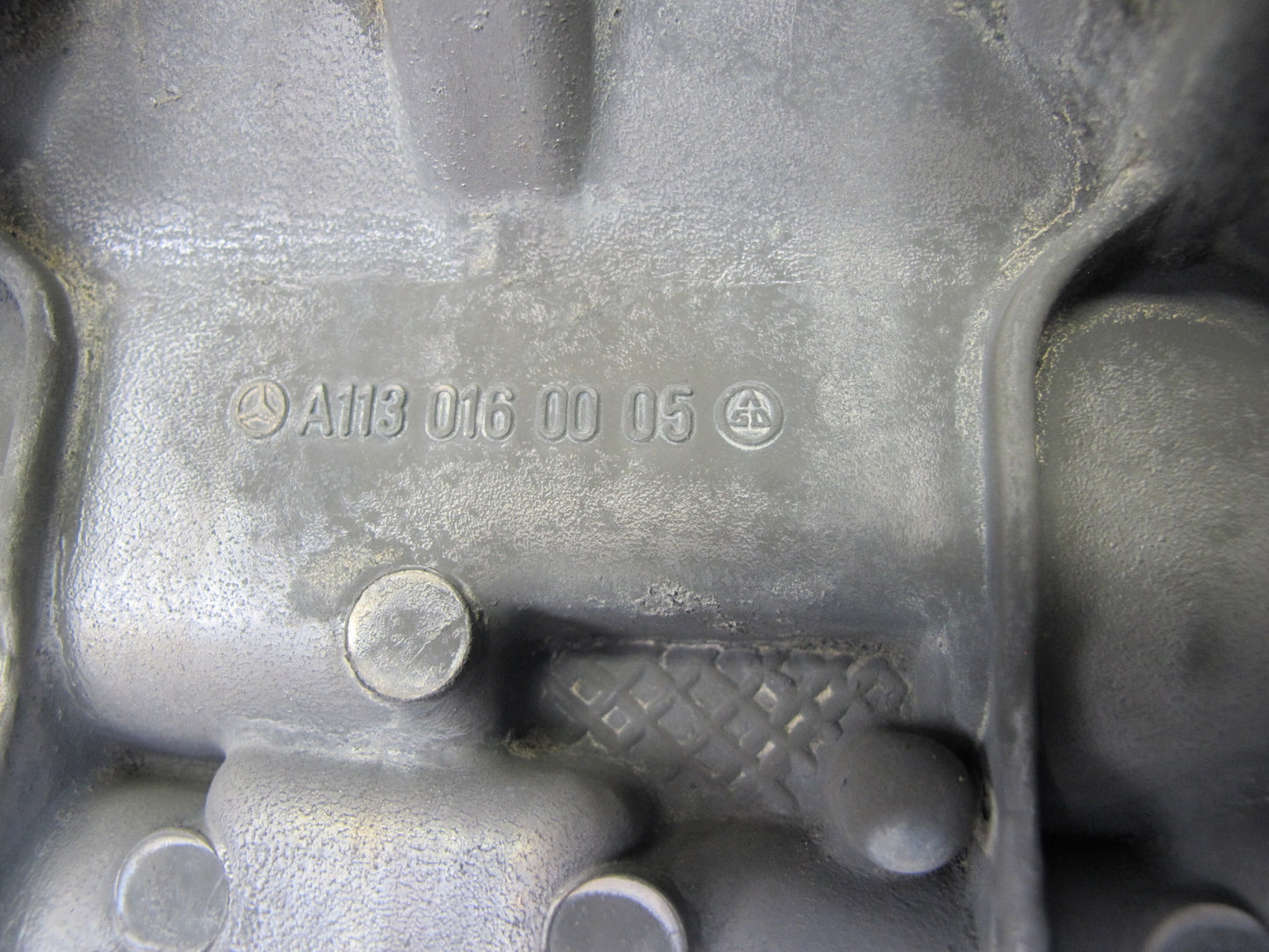 99-02 Mercedes R129 SL500 M113 Engine Left Side Cylinder Head Valve Cover OEM